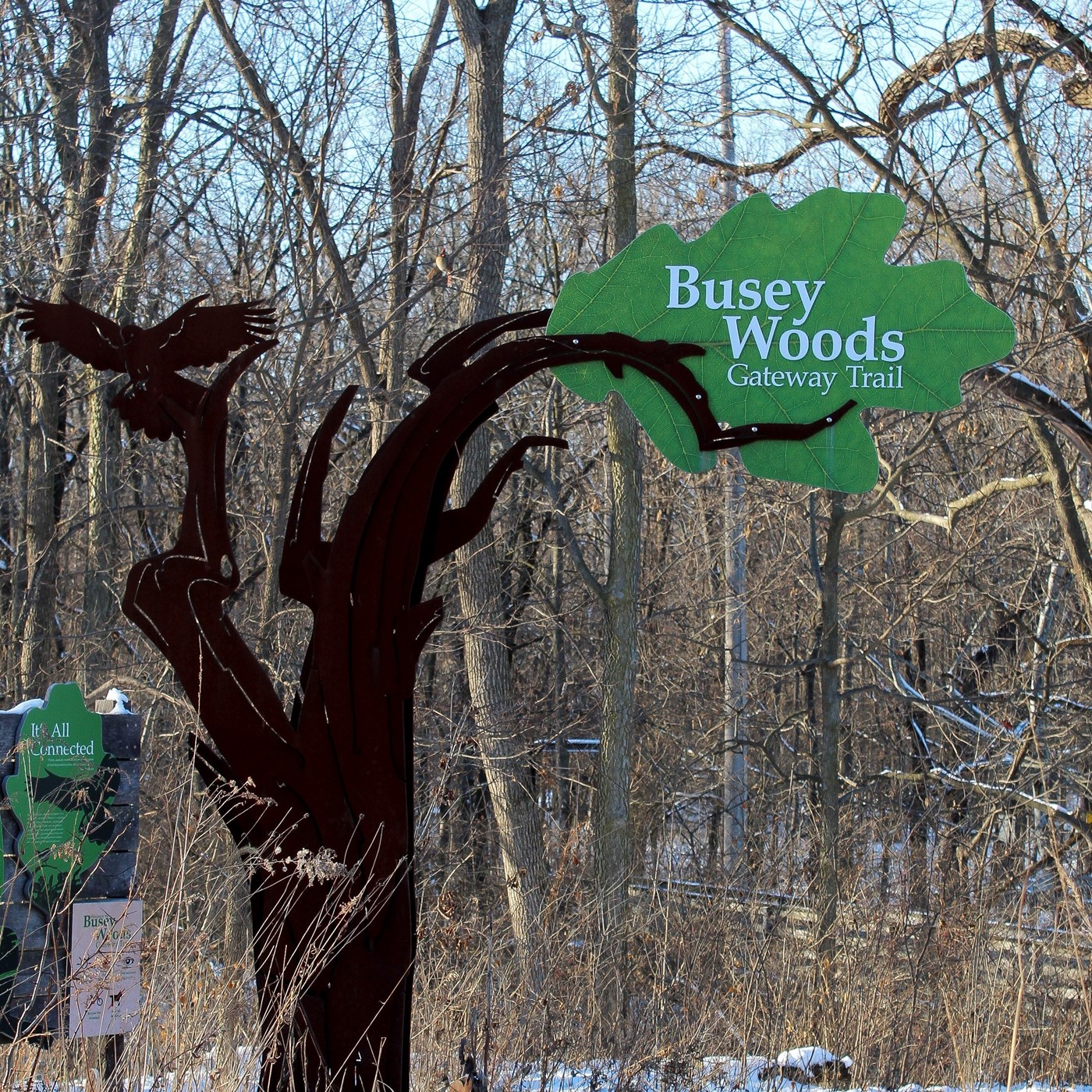 Busey_Woods_Gateway_Trail_Sign_cropped
